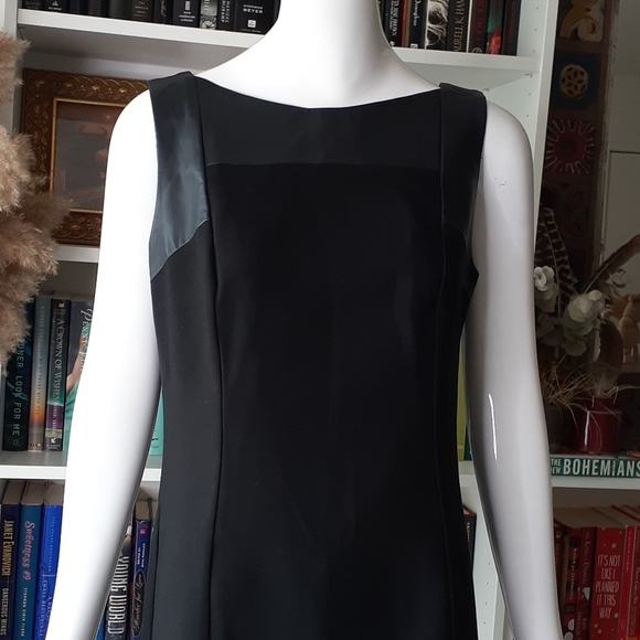 LOFT boxy fit fall black dress - Picture 2 of 12